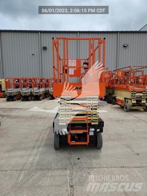 JLG 4045R Makasli platformlar