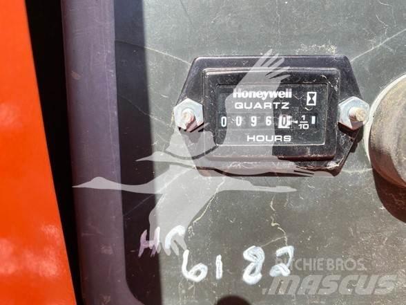 JLG 600S Teleskopik personel platformları