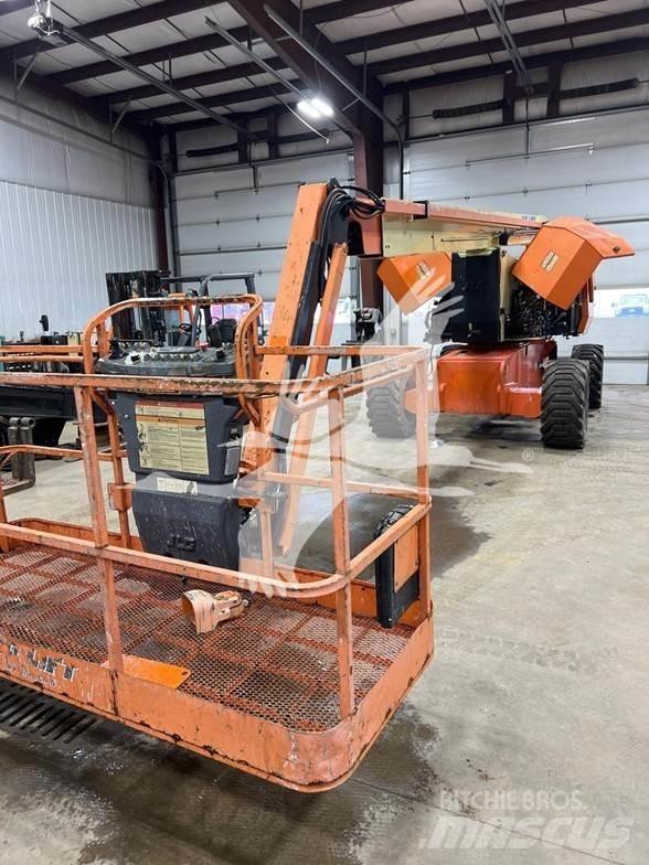 JLG 800AJ Körüklü personel platformları