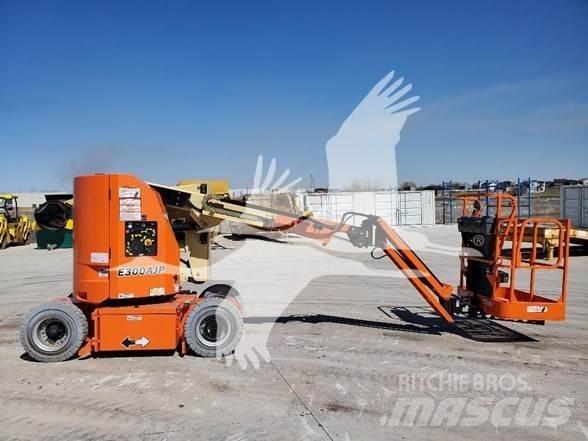 JLG E300AJP Körüklü personel platformları