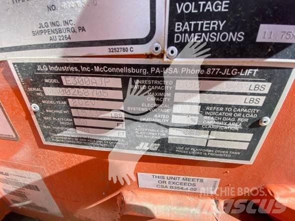 JLG E300AJP Körüklü personel platformları