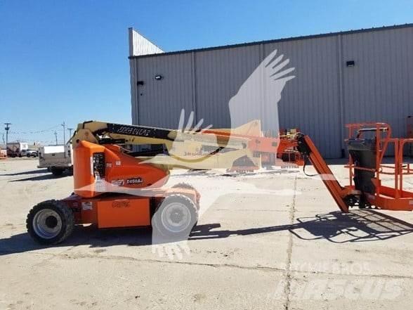JLG E450AJ Körüklü personel platformları