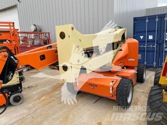 JLG E450AJ Körüklü personel platformları
