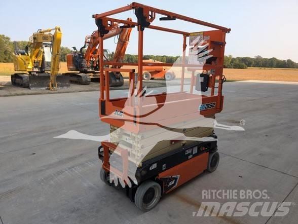JLG ES1932 Makasli platformlar