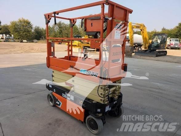 JLG ES1932 Makasli platformlar