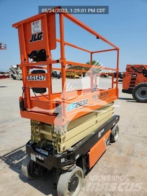 JLG ES2632 Makasli platformlar