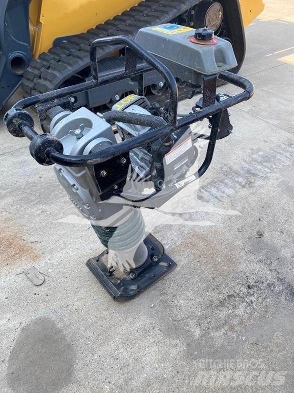 Sakai RS65 Çekilir titreşimli silindirler