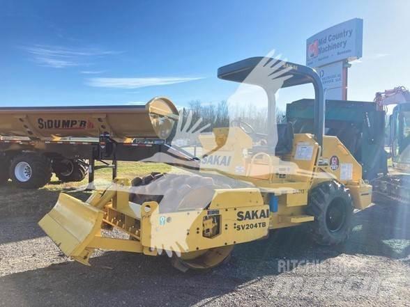 Sakai SV204TB Tek tamburlu silindirler