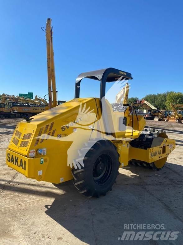 Sakai SV414T Tek tamburlu silindirler