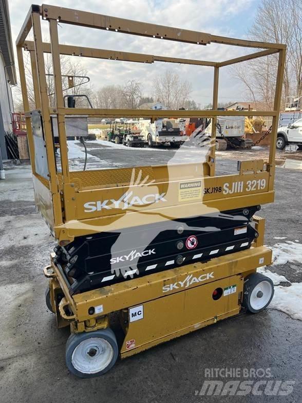SkyJack SJ3219 Makasli platformlar