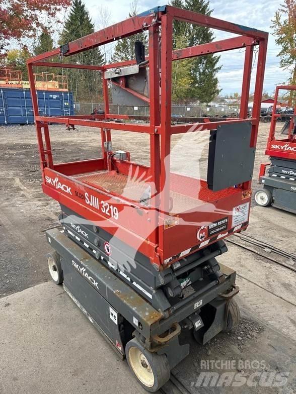 SkyJack SJ3219 Makasli platformlar