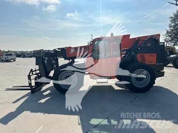 SkyTrak 10054 Teleskopik yükleyiciler