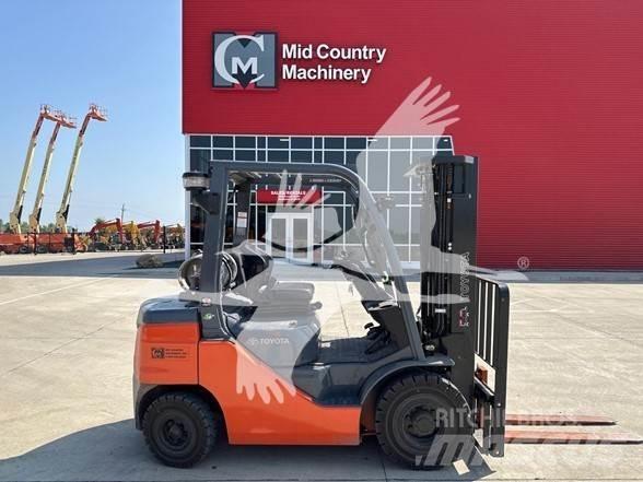 Toyota 8FGU25 Dizel forkliftler