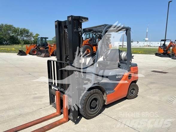 Toyota 8FGU25 Dizel forkliftler