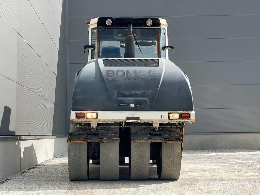 Bomag BW 24 RH Pnömatik lastikli silindirler