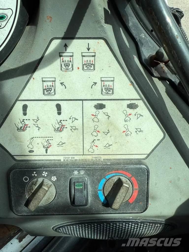 Bobcat T650 Skid steer loderler