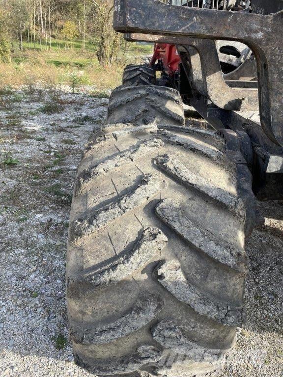 Komatsu 860.4 Tomruk yükleyici traktörler