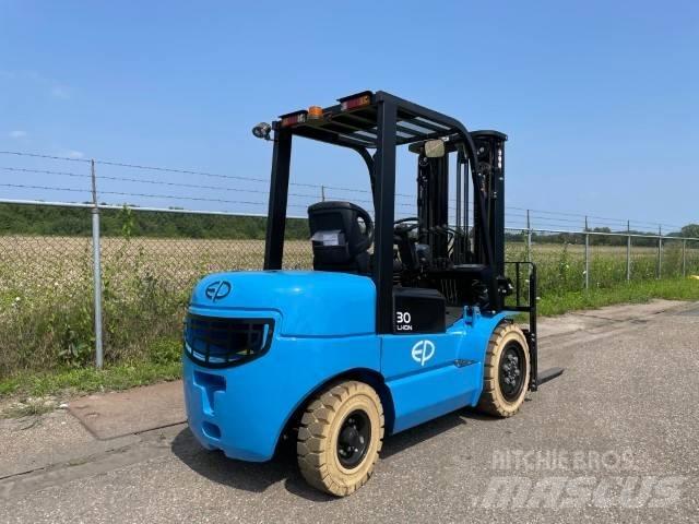 EP EFL302 | 3T | LI-ION Elektrikli forkliftler