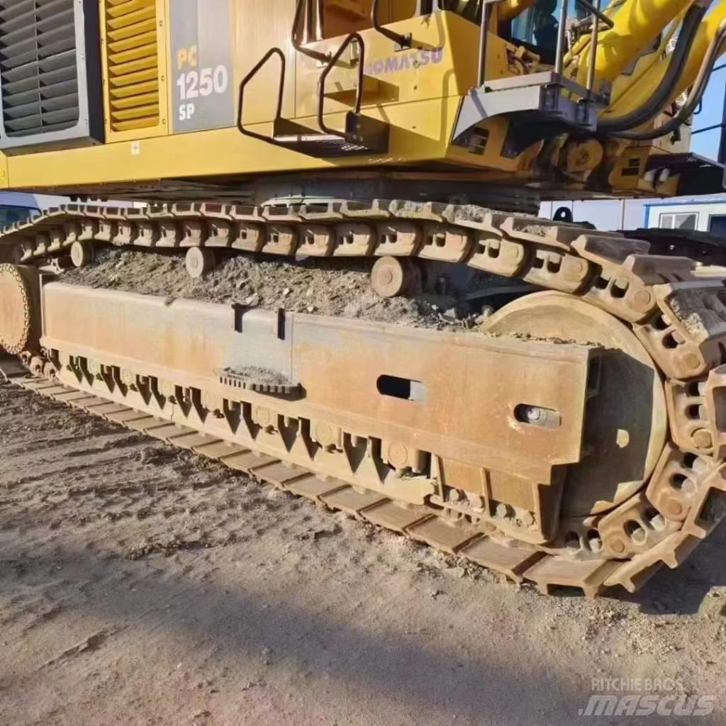 Komatsu PC1250SP Paletli ekskavatörler