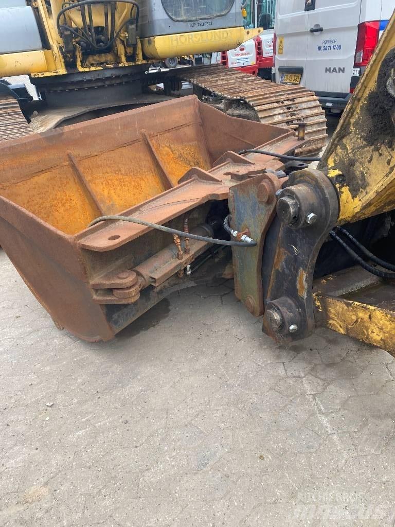 New Holland E 265 Paletli ekskavatörler