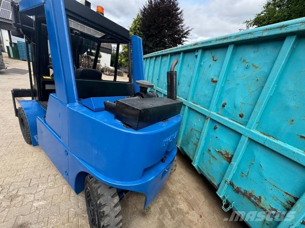 Mora M 80 C Dizel forkliftler