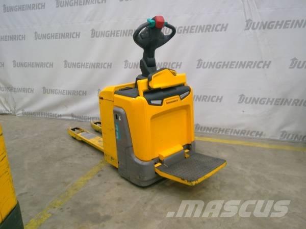 Jungheinrich ERE 225 Düsük seviye platformu