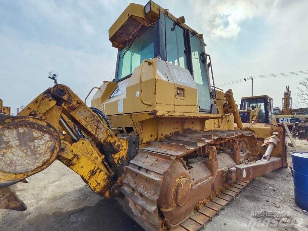 CAT D 7 G 2 Tekerlekli yükleyiciler