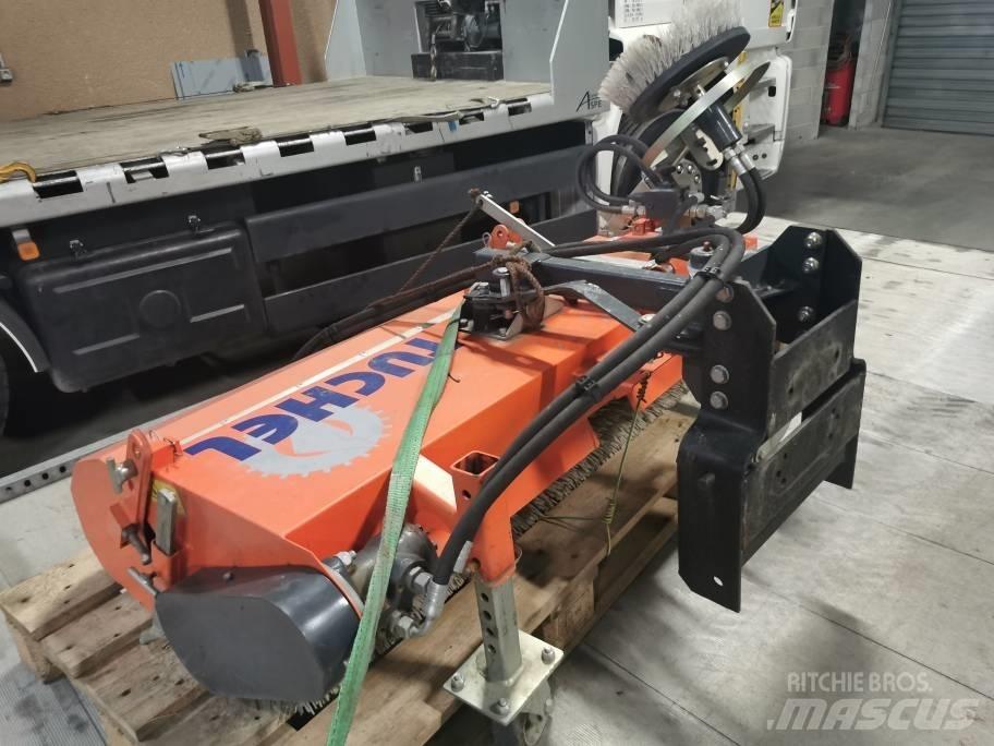 Tuchel Simplex 135HD Cadde süpürücüler