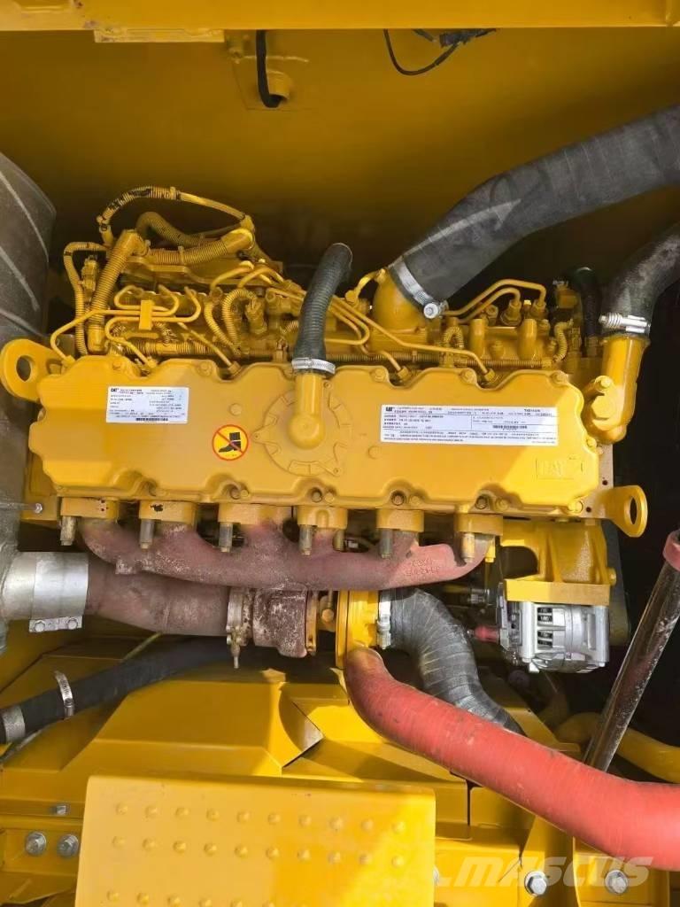 CAT 320 Paletli ekskavatörler