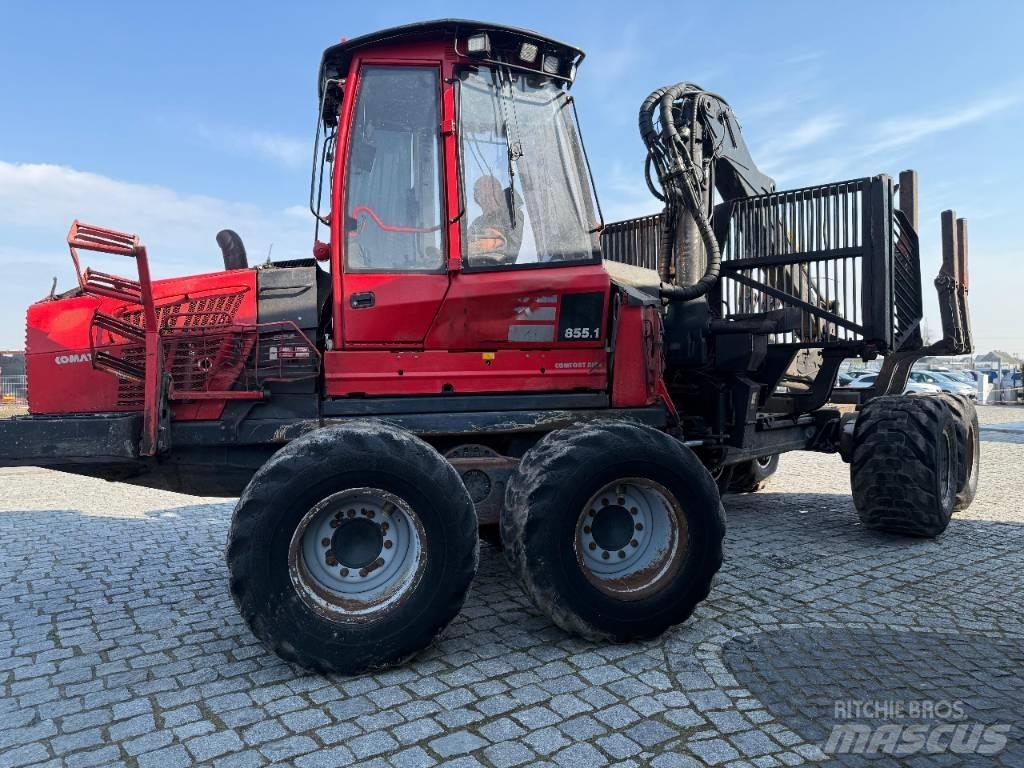 Komatsu 855.1 Tomruk yükleyici traktörler