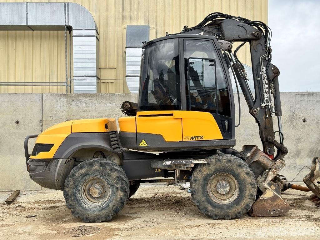 Mecalac 12 MTX Lastik tekerli ekskavatörler