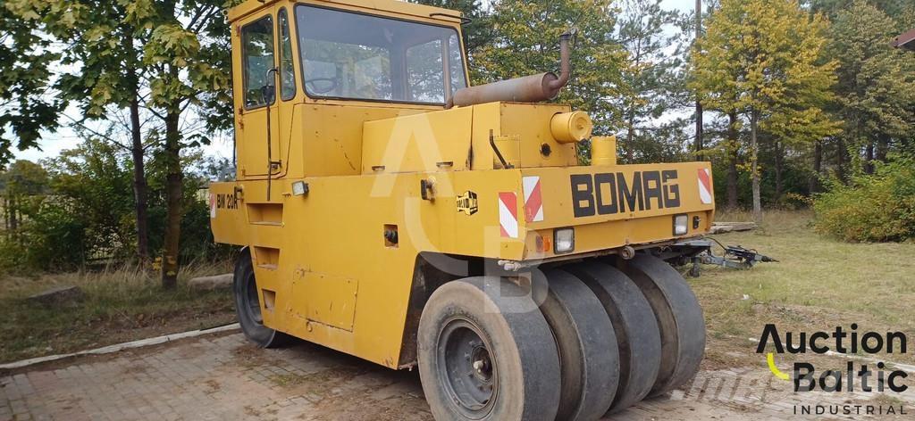 Bomag BW 20 R Pnömatik lastikli silindirler