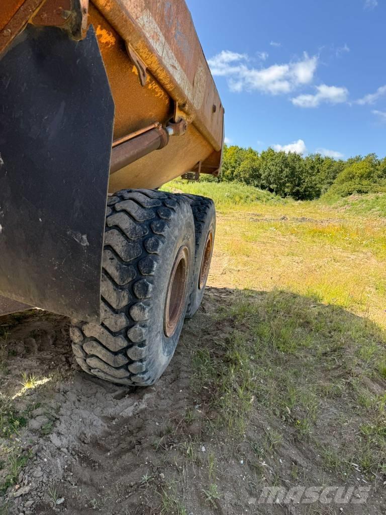 Volvo A 25 C Belden kirma kamyonlar