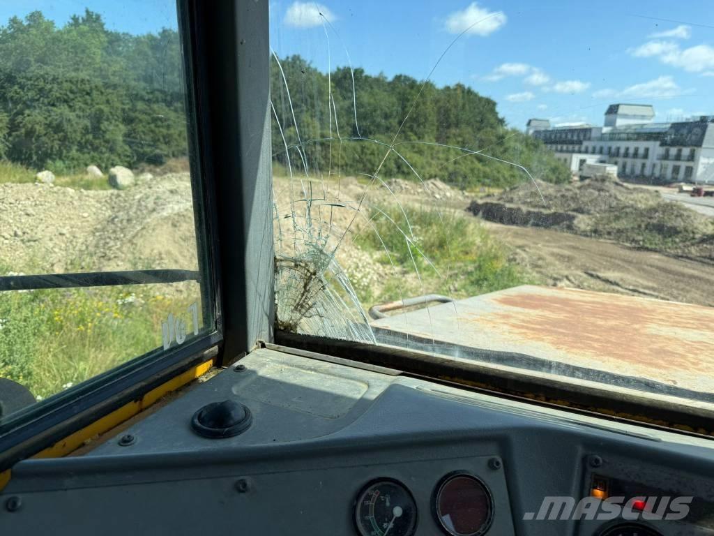 Volvo A 25 C Belden kirma kamyonlar