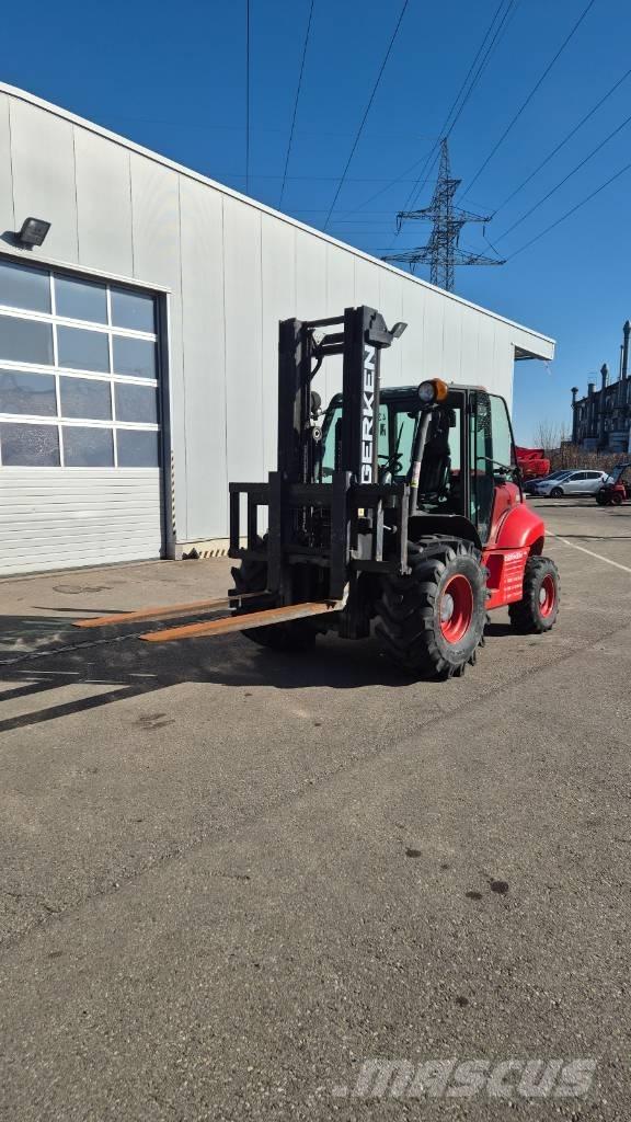Ausa C 500 H X4 Arazi tipi forklift