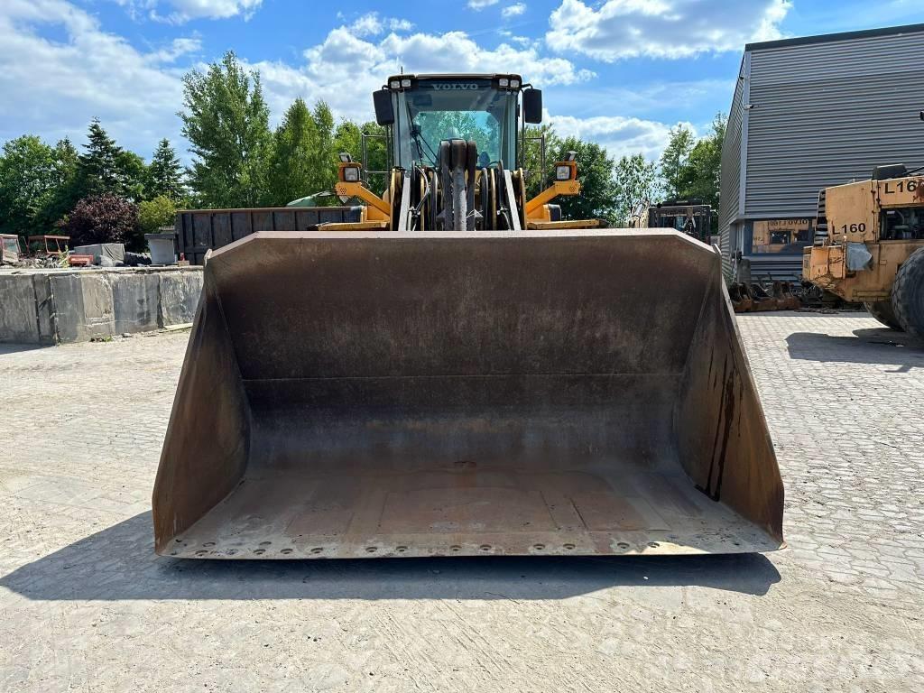 Volvo L180F Tekerlekli yükleyiciler