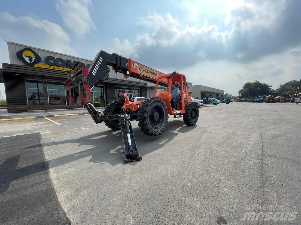 SkyTrak 10042 Atık taşıma araçları