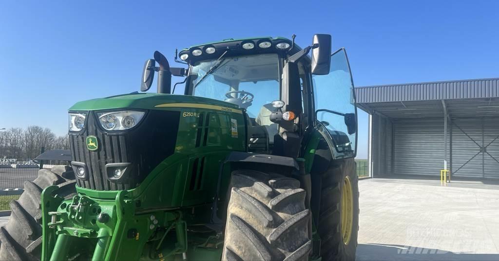 John Deere 6250R Traktörler