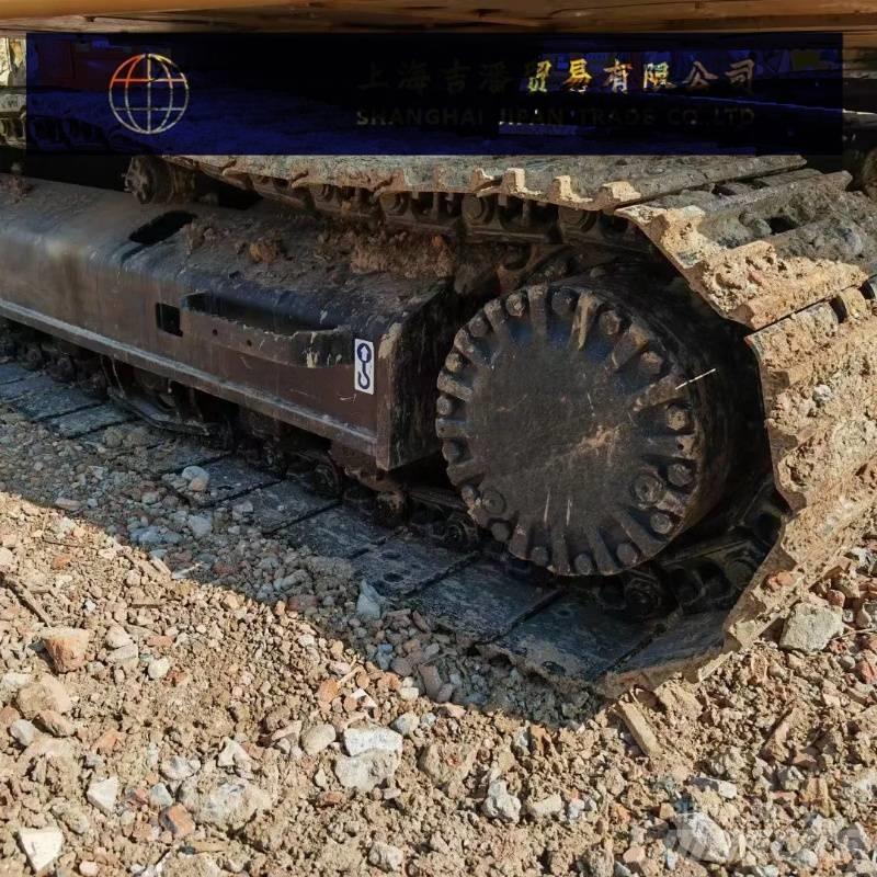 CAT 323 D Paletli ekskavatörler