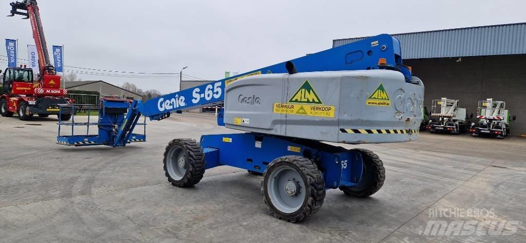 Genie S 65 Teleskopik personel platformları