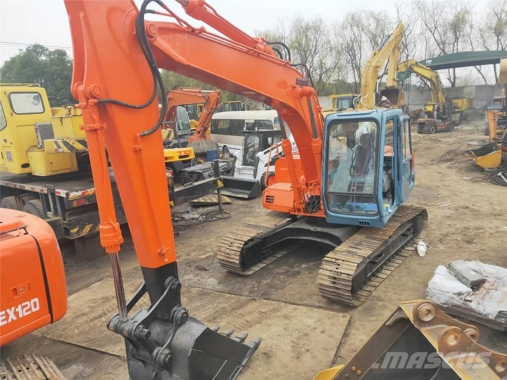 Hitachi EX120 Midi ekskavatörler 7 - 12 t