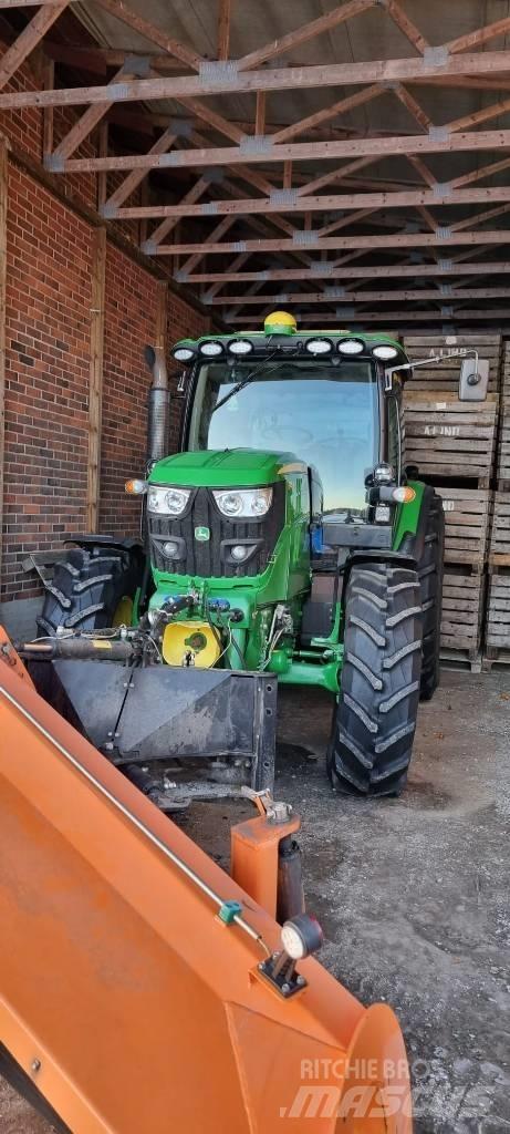 John Deere 6125 R Traktörler