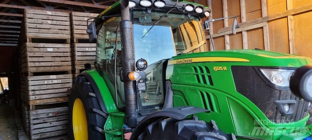 John Deere 6125 R Traktörler