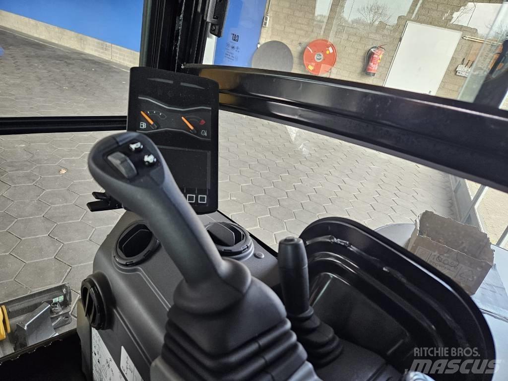 CAT 301.8 Mini ekskavatörler, 7 tona dek