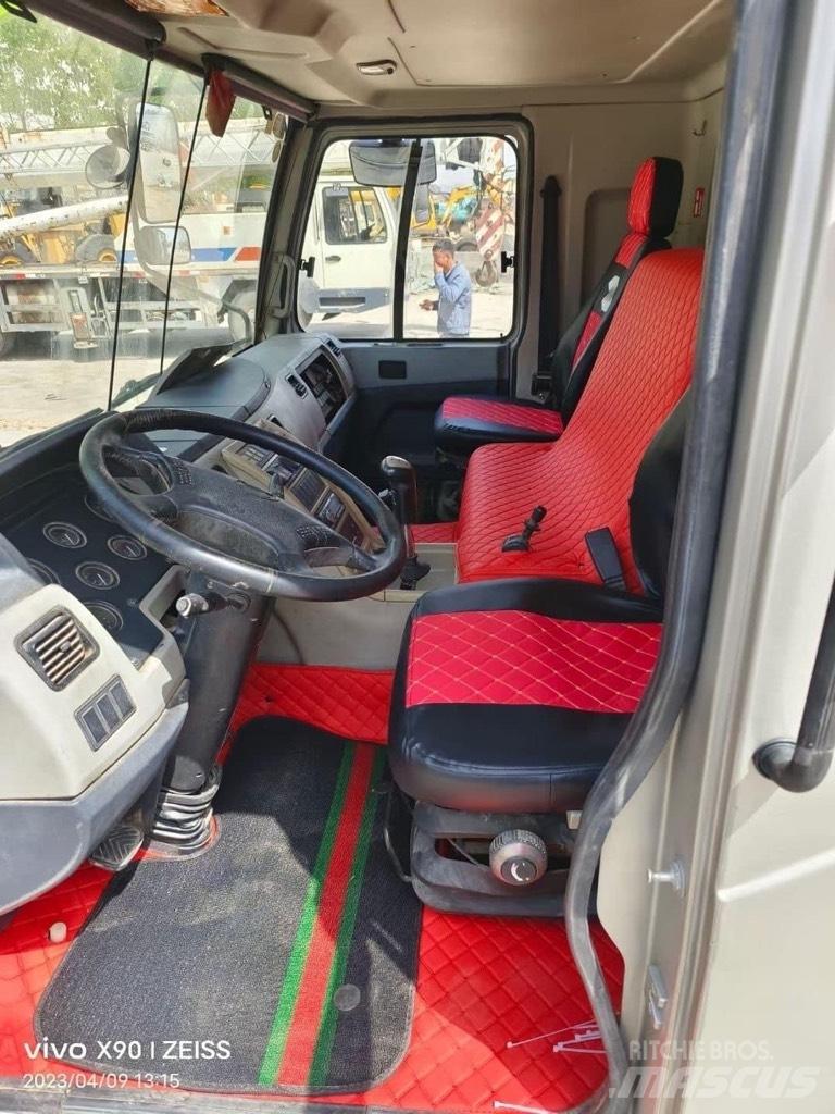 Zoomlion QY50V Yol-Arazi Tipi Vinçler (AT)