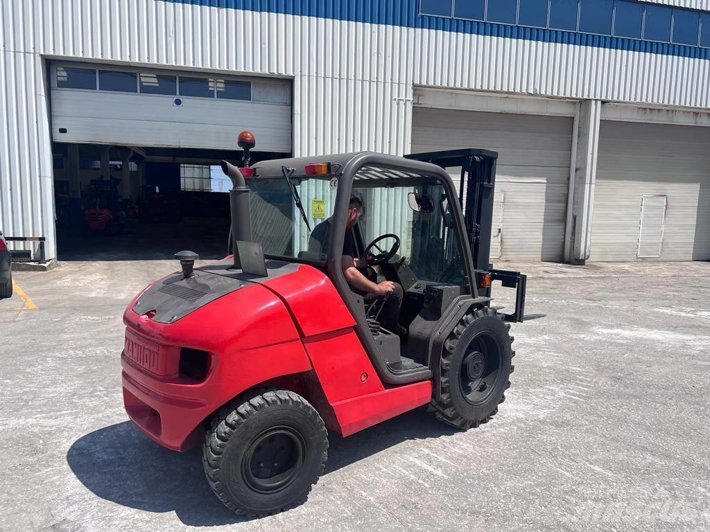 Manitou MH 25.4 T Arazi tipi forklift