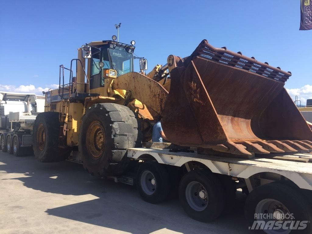 Komatsu WA600-1 Tekerlekli yükleyiciler