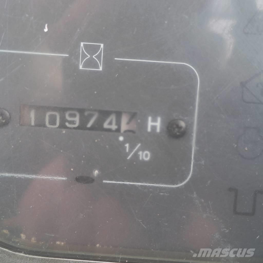 Volvo EC 210 B LC Paletli ekskavatörler