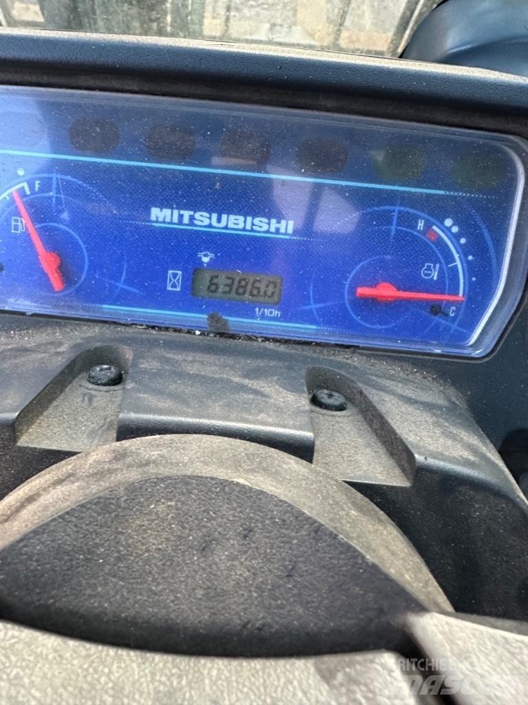 Mitsubishi FD25 Dizel forkliftler