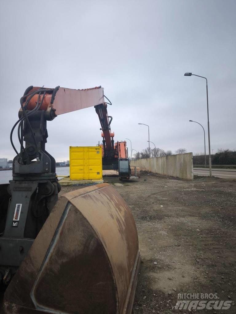 Hitachi ZX 800 Paletli ekskavatörler